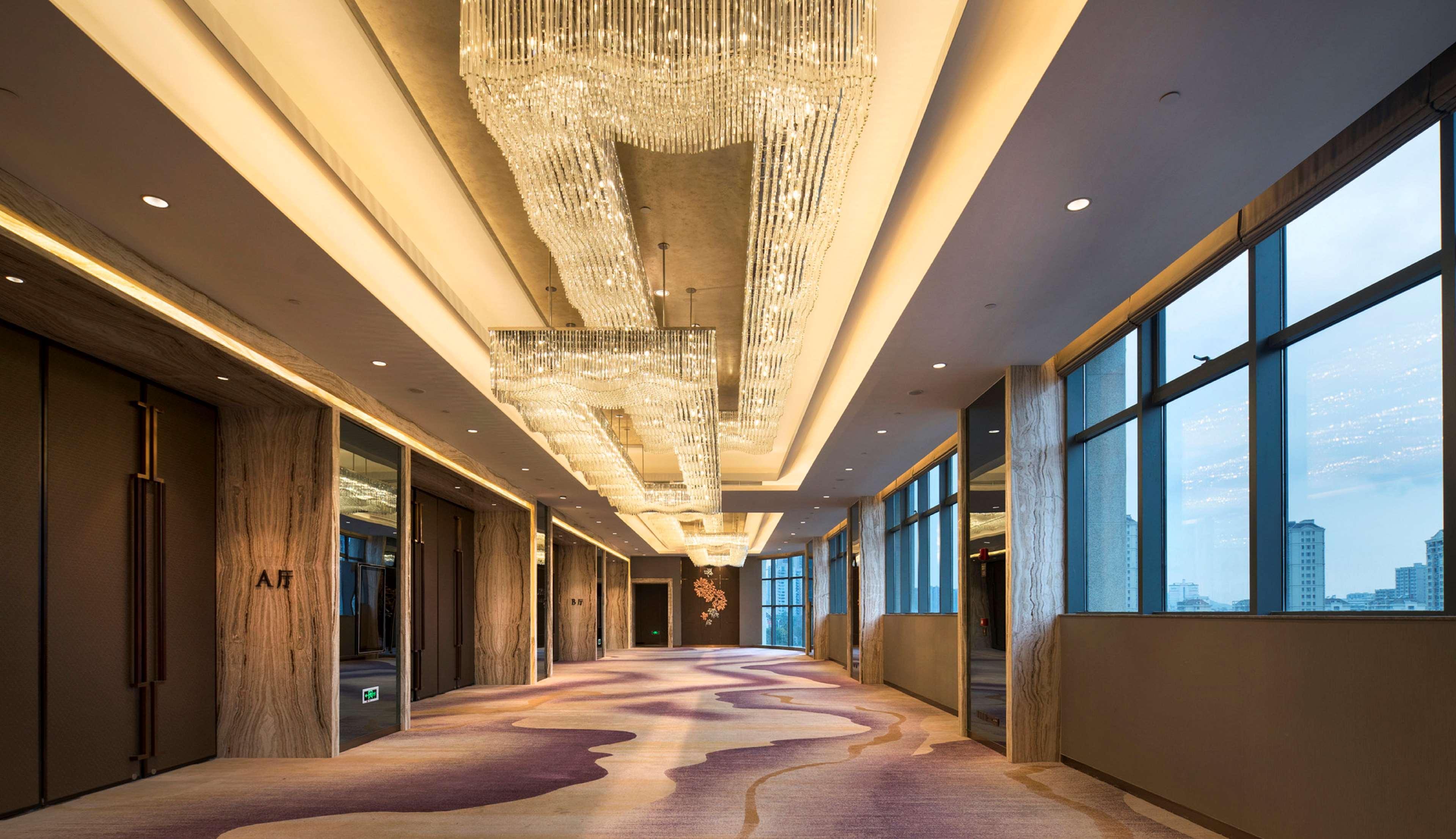Doubletree By Hilton Ningbo - Chunxiao Hotel Exterior photo