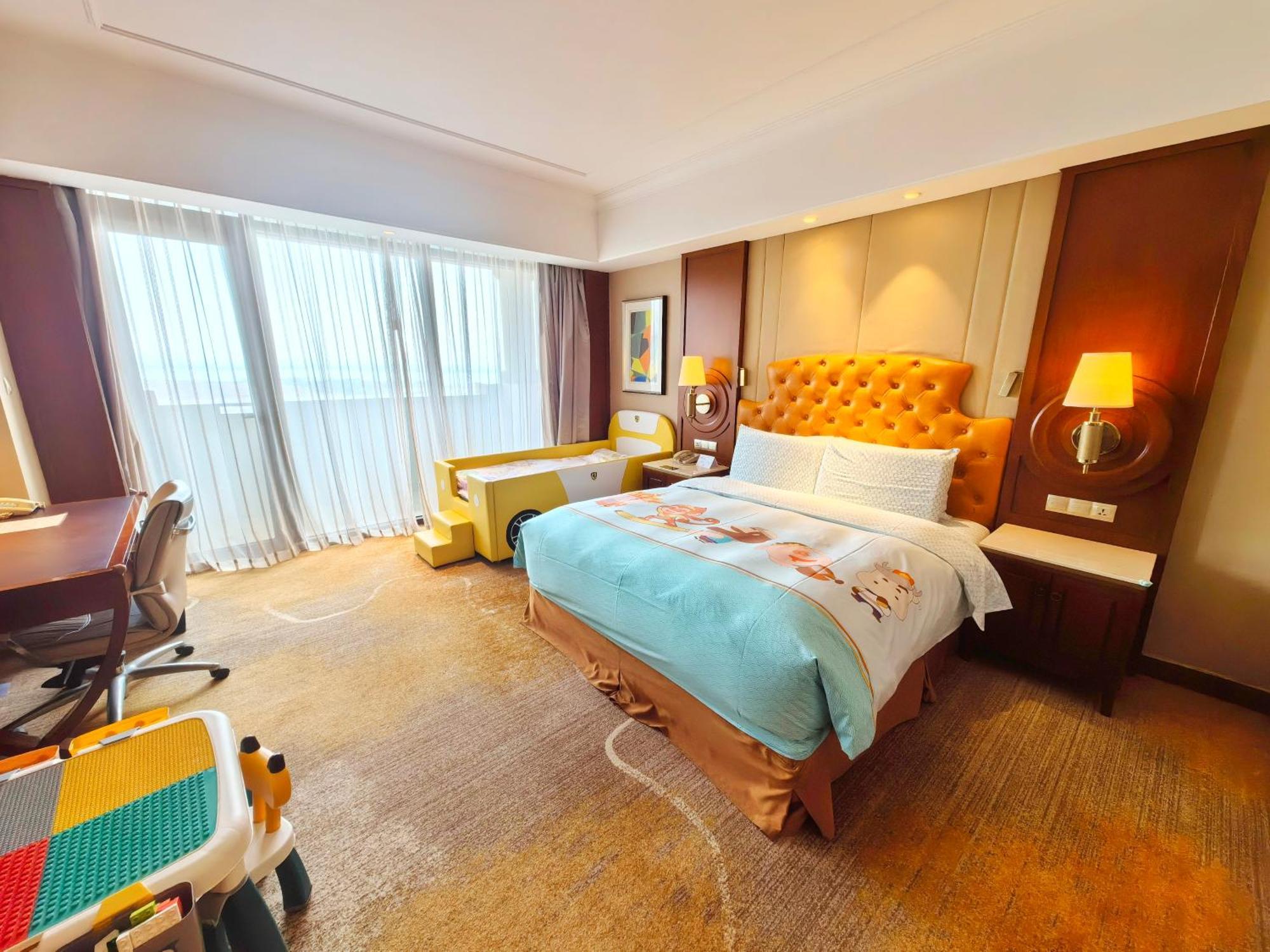 Doubletree By Hilton Ningbo - Chunxiao Hotel Exterior photo