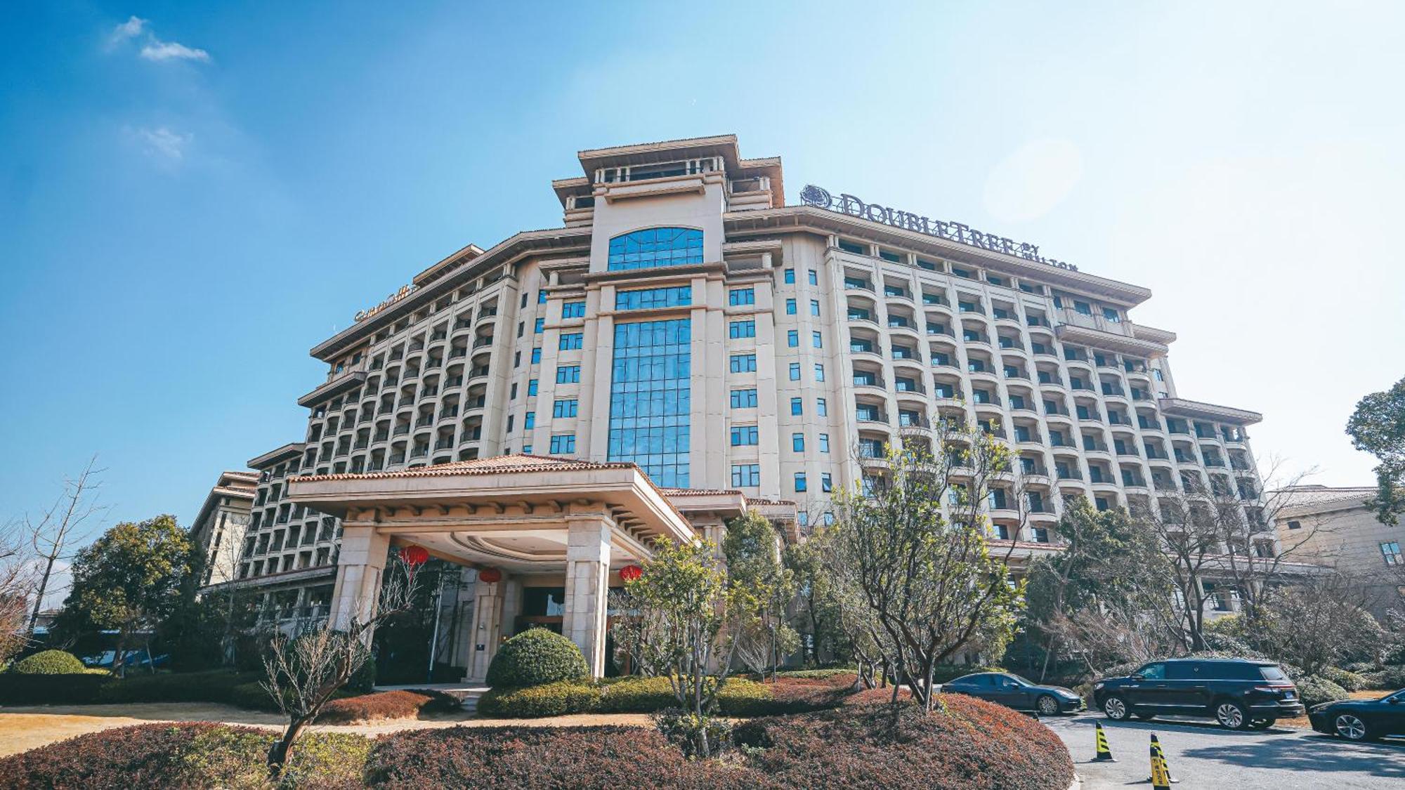 Doubletree By Hilton Ningbo - Chunxiao Hotel Exterior photo
