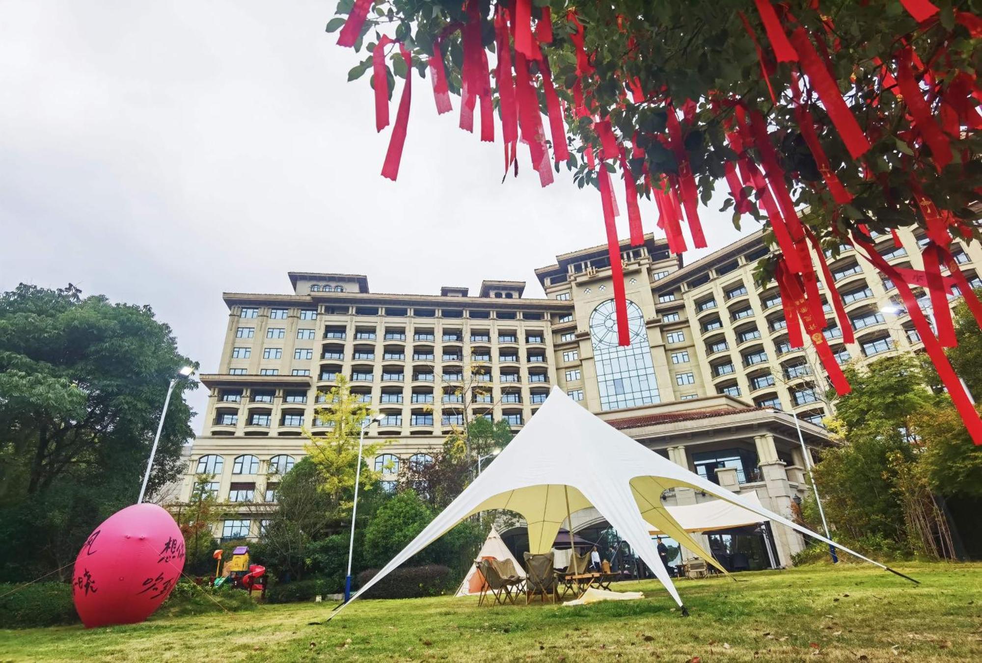 Doubletree By Hilton Ningbo - Chunxiao Hotel Exterior photo